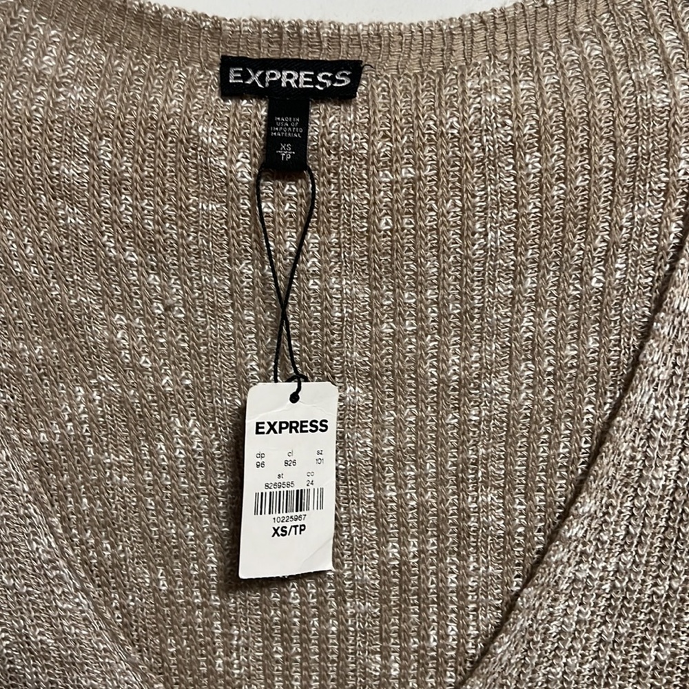 Express Sweater - Picture 2 of 5